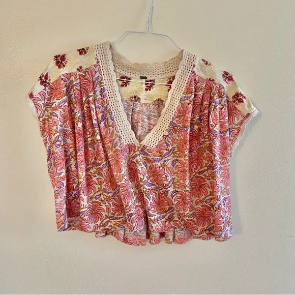 Free People Pink Floral Crop Leilani Blouse XS - Picture 3 of 6